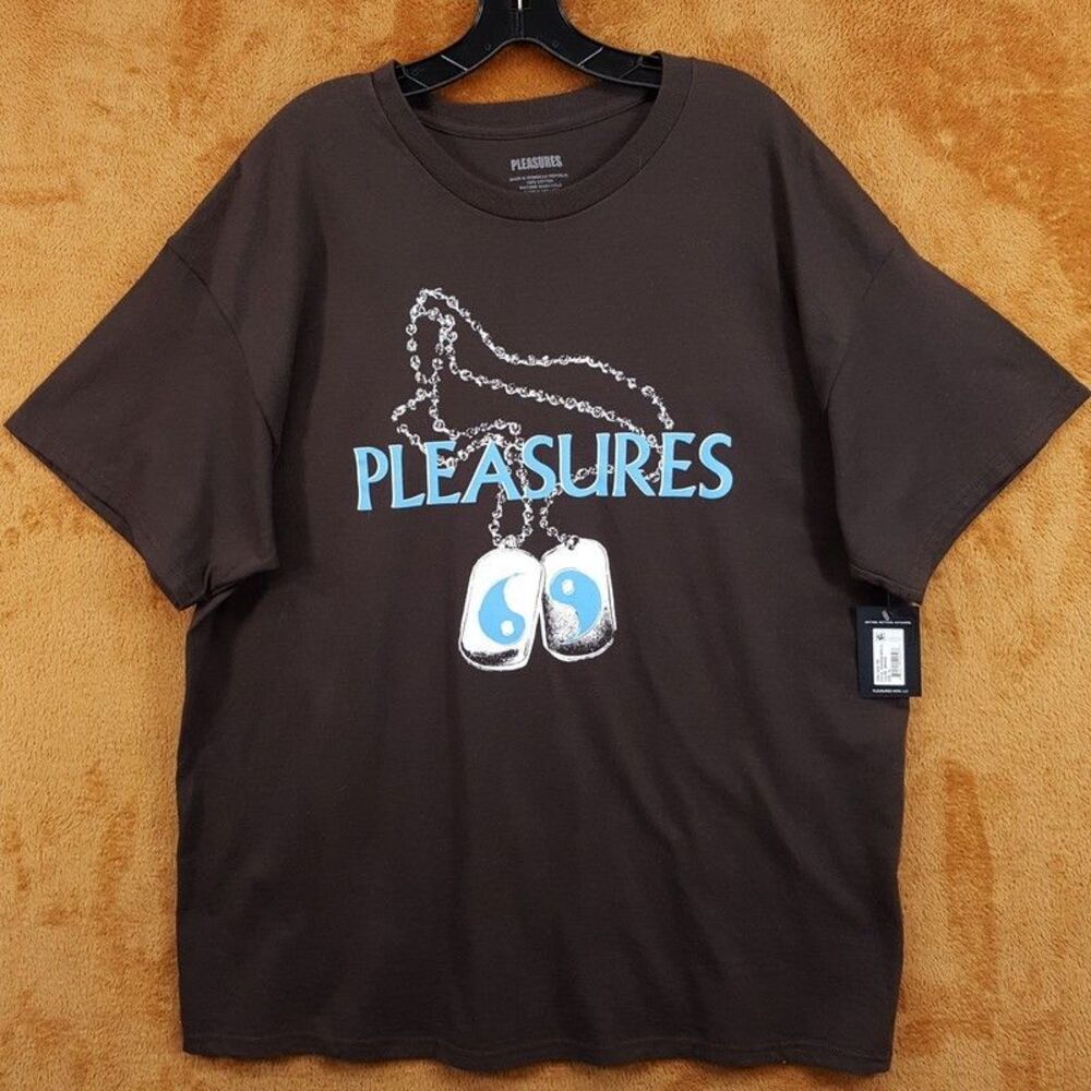 PLEASURES Shirt Mens XL Brown Pullover Crew Graphic Dog Tag Ying Yang T-Shirt